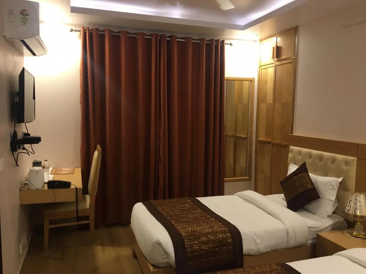 Hotel Mira International Delhi